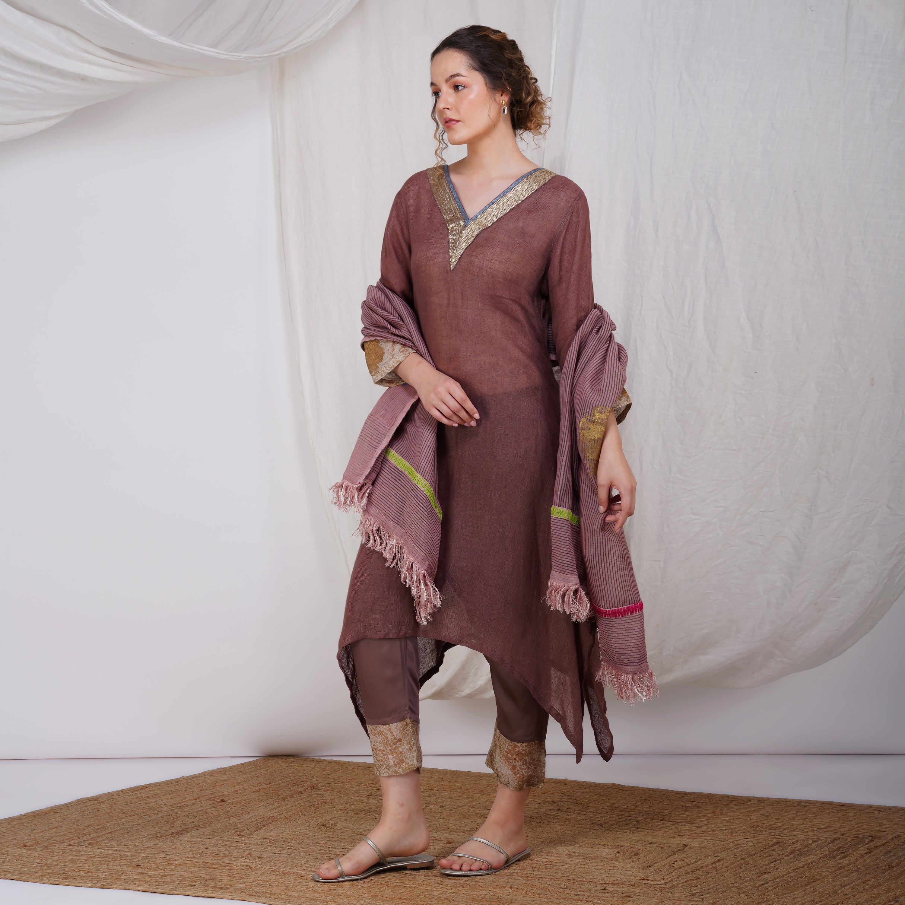 V-Neck Foil Tunic | Co-ord Set – Elegant Handcrafted Linen | VIVIR