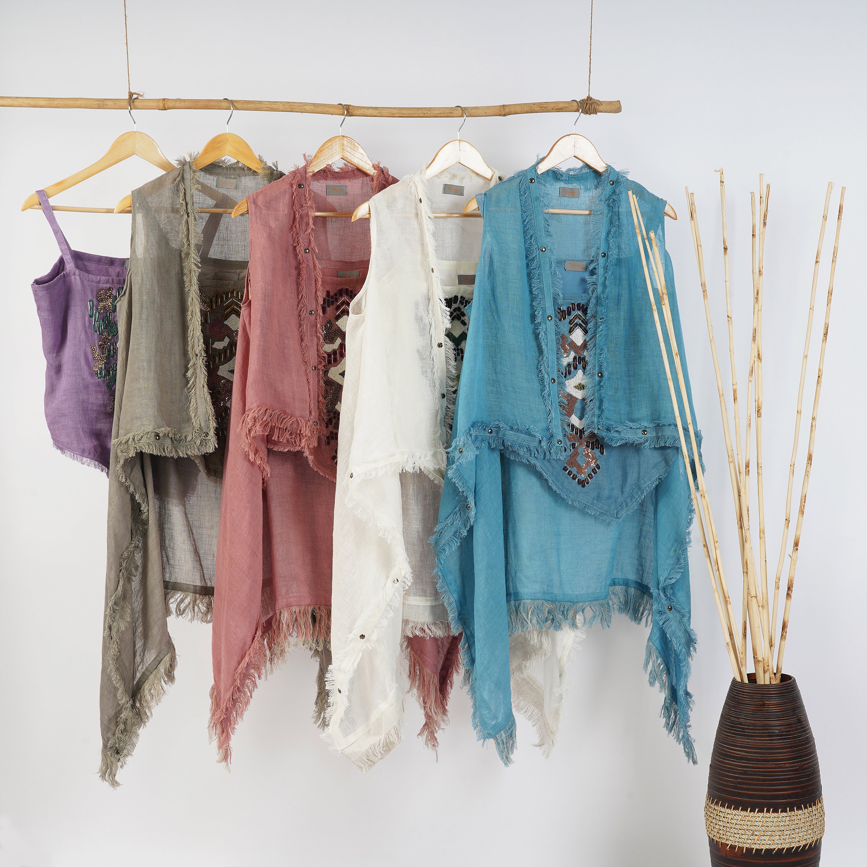 Fringed Shrug Set with Tube Inner – Stylish Handcrafted Linen | VIVIR