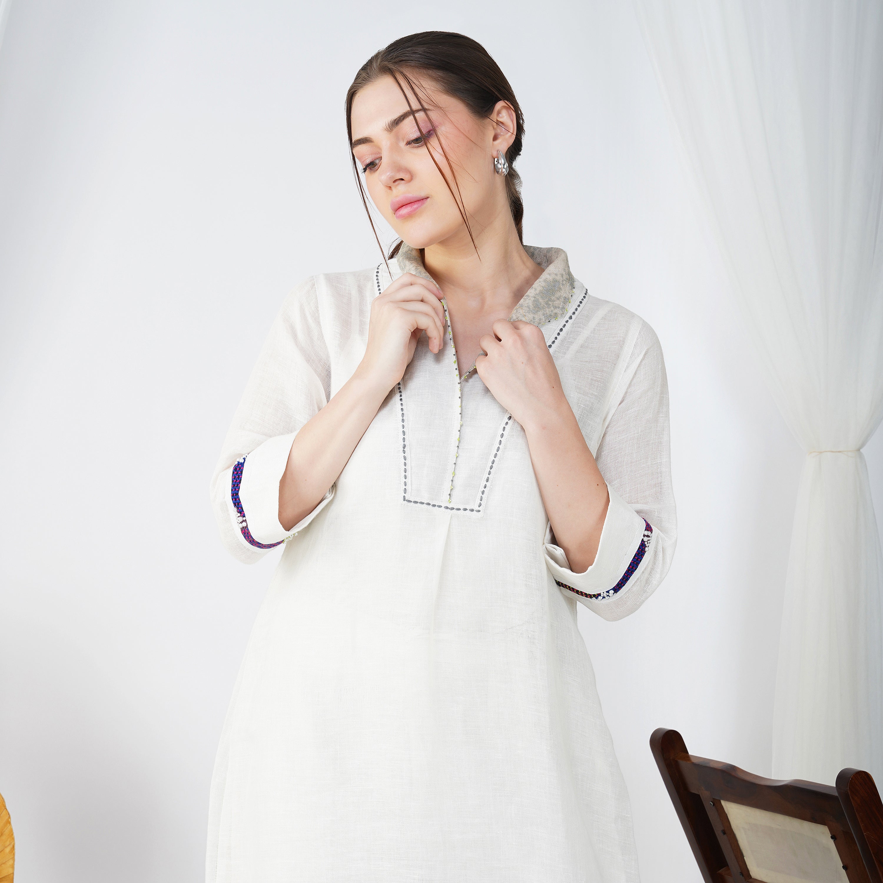 Double Shaded Tunic with Foil & Beads – Elegant Handcrafted Linen | VIVIR